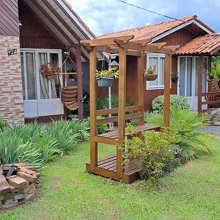 Chales Doce Luar Casas De Temporada Urubici Eksteriør billede